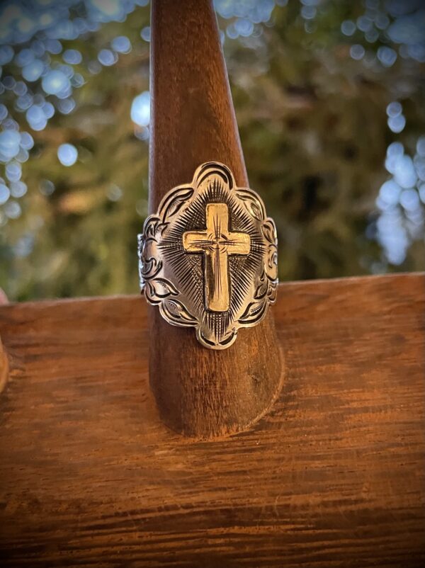 Cross ring adjustable